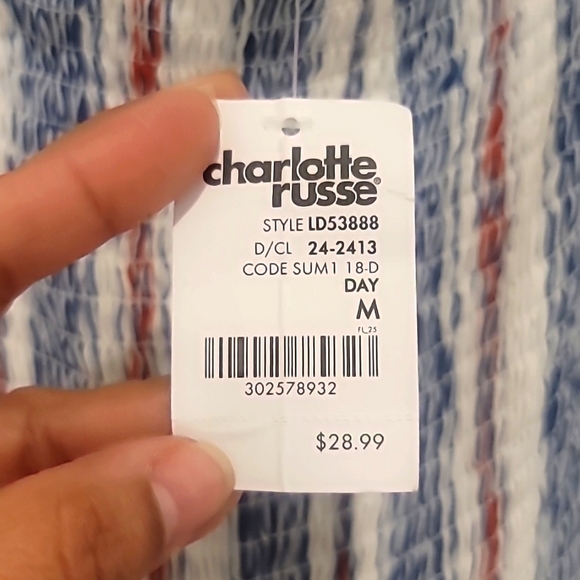 Hi-Low off shoulder dress - Picture 4 of 4